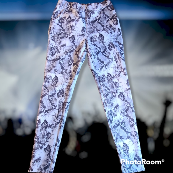 Snake Leggings - Picture 3 of 8